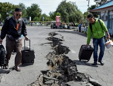Νέος σεισμός 6,5 Ρίχτερ ταρακούνησε την Ινδονησία
